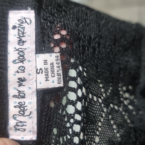 Mesh lace crop quarter sleeves open front Cardigan - Picture 6 of 7